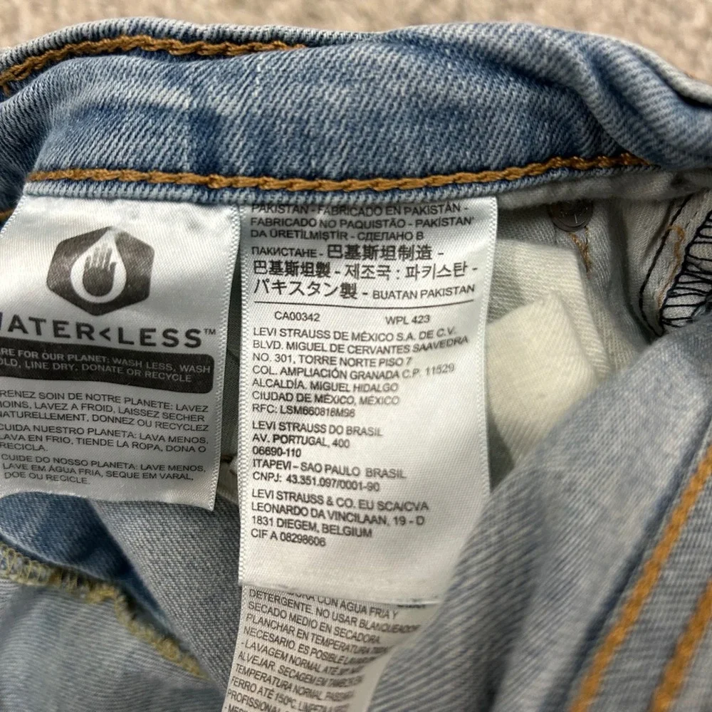 Levi's 511 Slim Fit Jeans 31x32 (Fits 31X31) Light Wash Blue WaterLess Denim